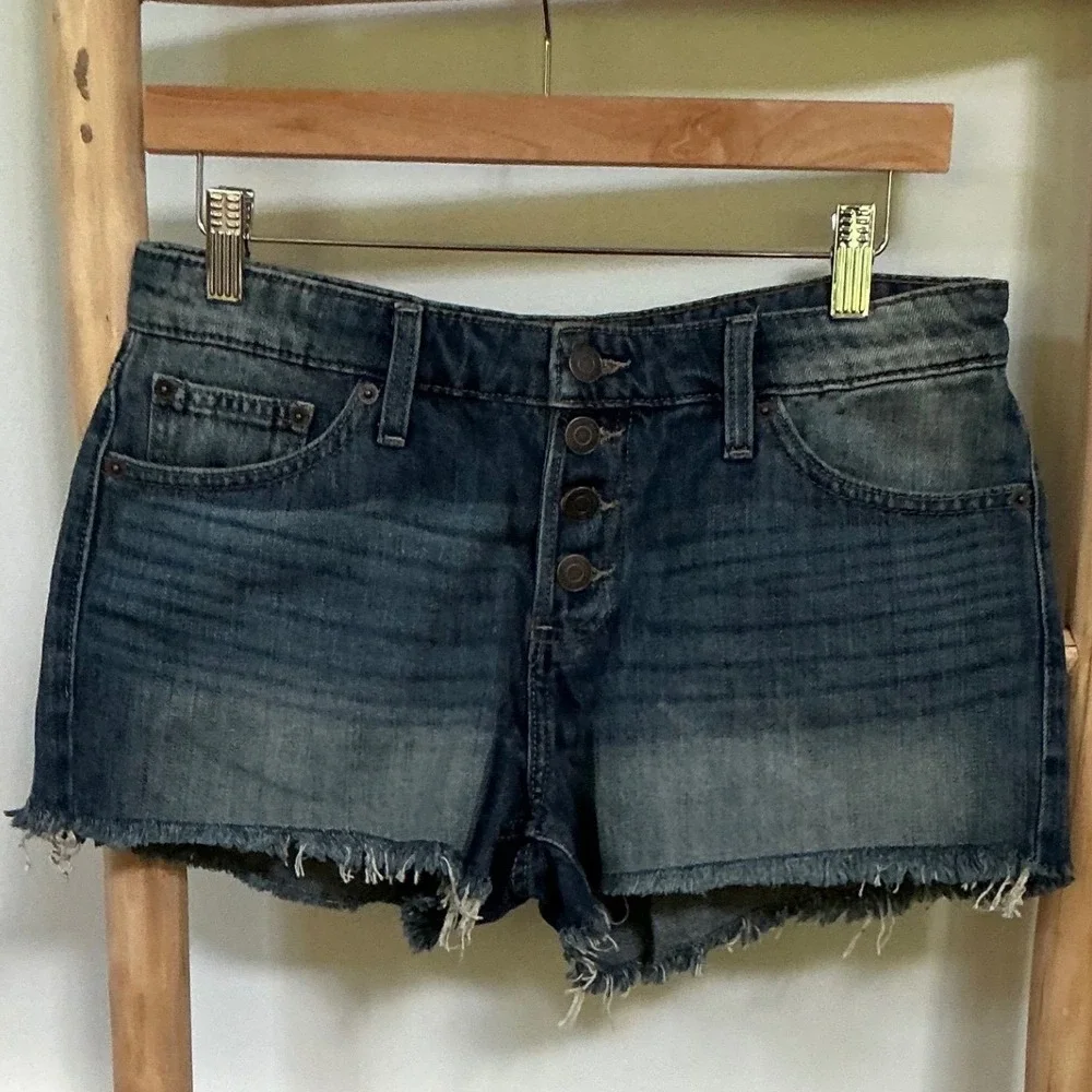Lucky Brand The Cut Off Denim Shorts Blue Button Fly Raw Hem Womens Size‎ 4 27